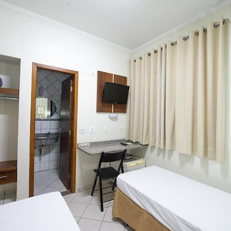 Araucaria Hotel Business - Maringa Exterior photo